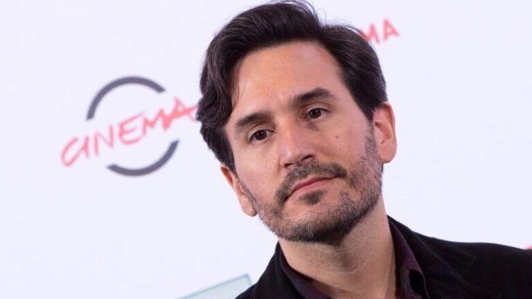 The ‘Minecraft’ Movie By Warner Bros. To Be Directed By Peter Sollett