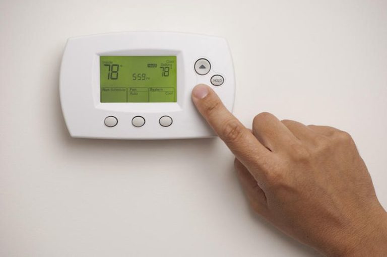 how-cool-should-you-set-the-temperature-on-your-ac-demotix