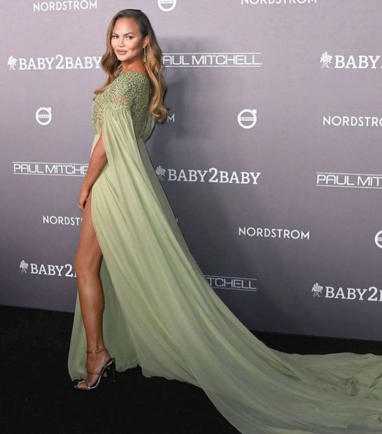 Chrissy Teigen Net Worth 2021 - Personal Life - Husband ...