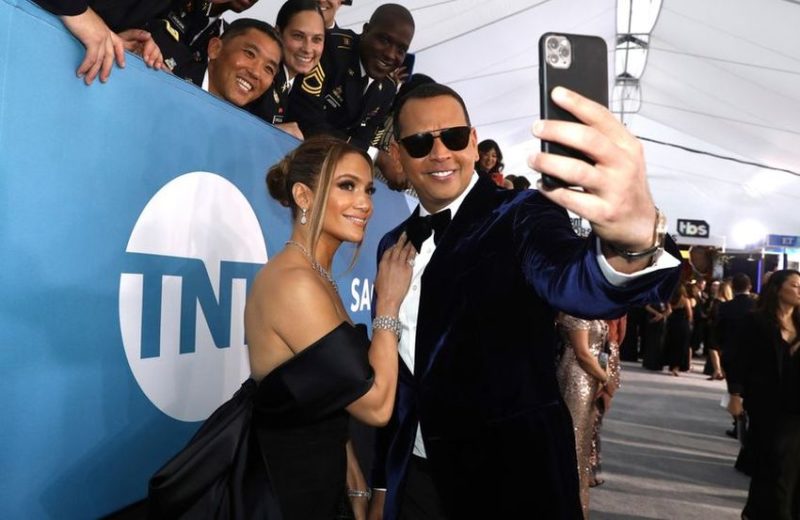 Jennifer Lopez Shows of Her $9 Million Diamonds