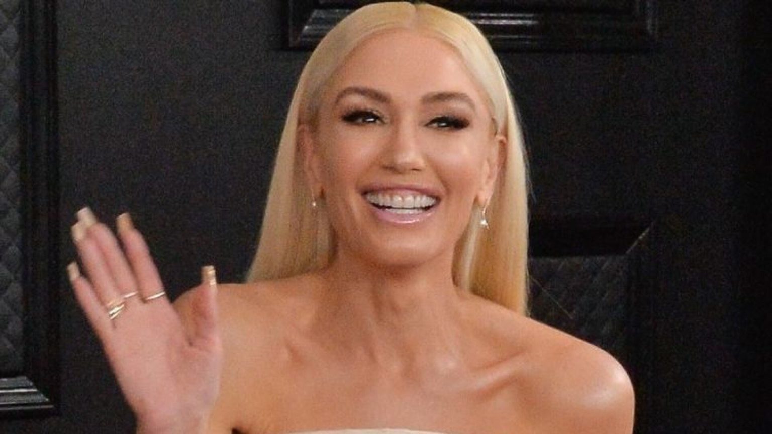 'What's Wrong With Gwen Stefani's Face?' Social Media Users Are Worried