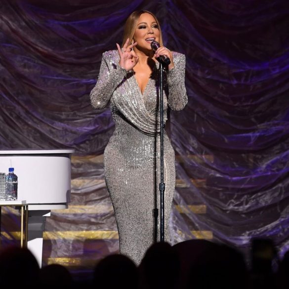 Mariah Carey Shows off Her Incredible Weight Loss