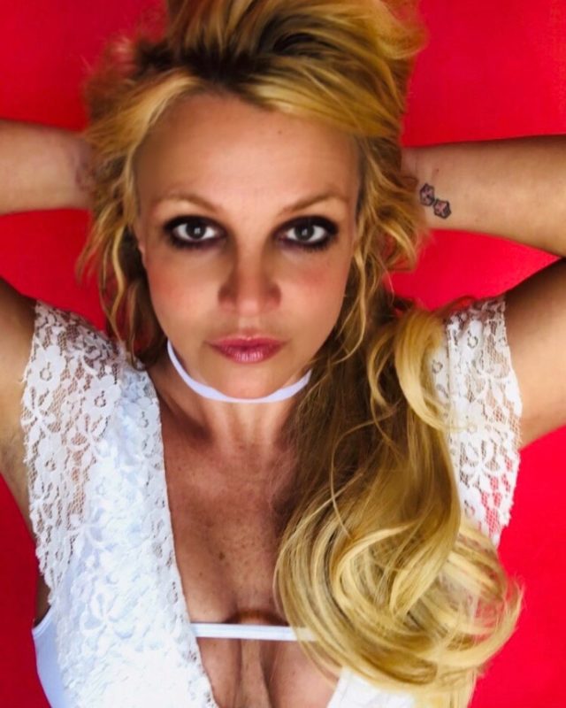 Britney Spears Shares a Celebratory Old Photo on Instagram ...
