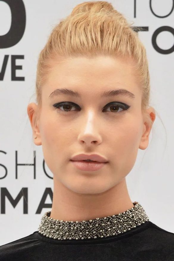 Did Hailey Baldwin Have Plastic Surgery? - Demotix.com