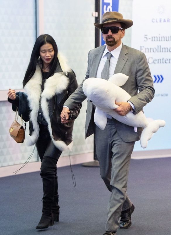 Nicolas Cage Spotted With New Girlfriend - DemotiX