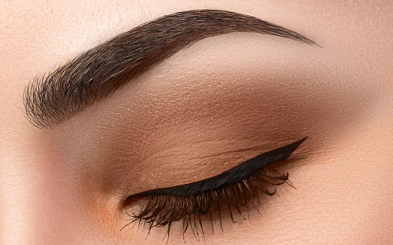 Women Who Want Permanent Brows – Essential Microblading Facts to Keep ...