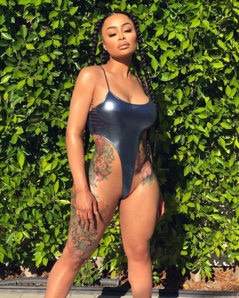 Blac Chyna Stuns With an Unreal Swimsuit.