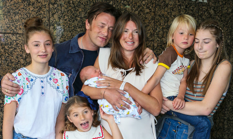 Jamie and Jools Oliver Celebrate 20th Anniversary: Here's Their Love ...