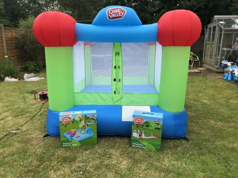 7 Best Bouncy Castles for Kids in 2024