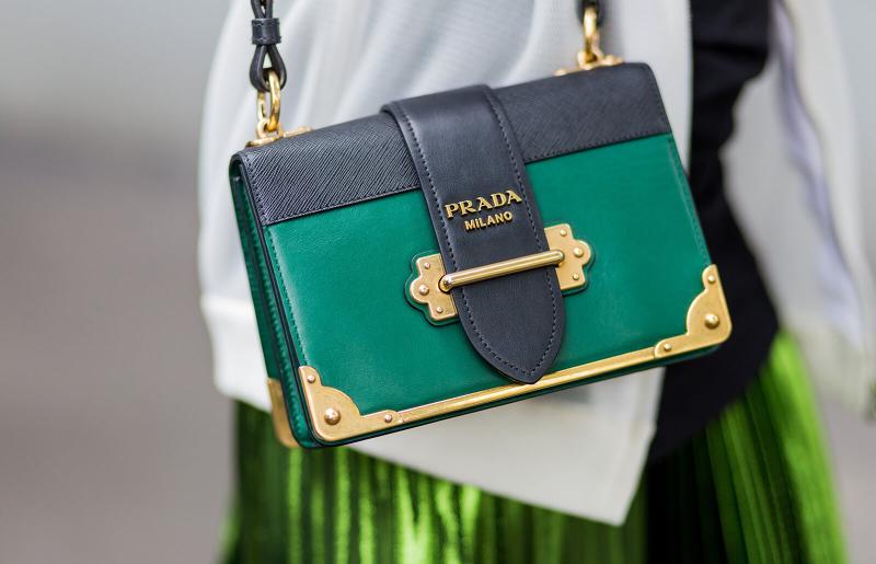 5 Ways to Spot Fake Prada Bag Logos and Styles - Demotix.com