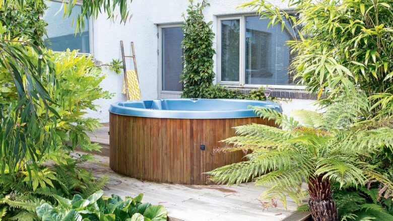 Sizzling Tub Upkeep Ideas: Maintaining Your Jacuzzi in High Situation 2023